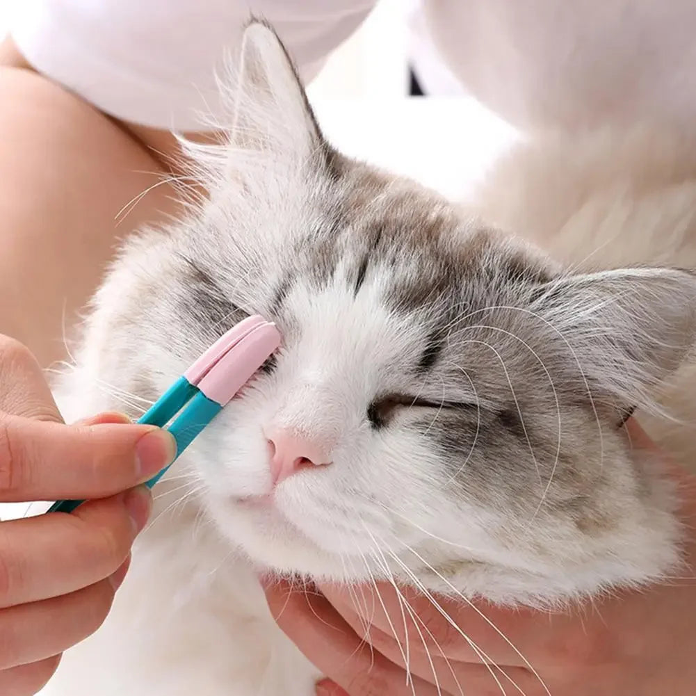 Gentle Kitten Eye Cleaning Brush